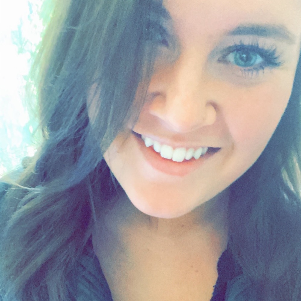 Meet your Posher, Emily